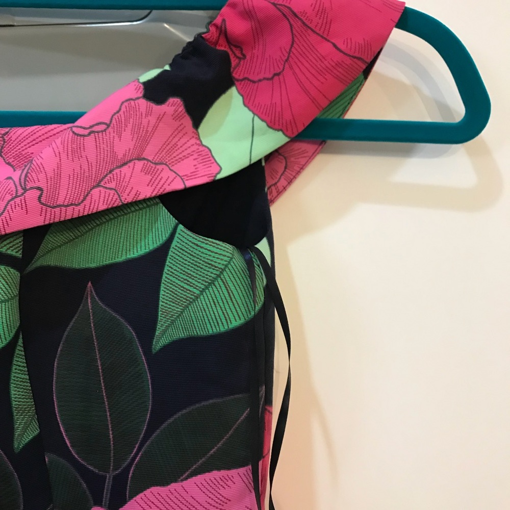 High-low dress flower pattern